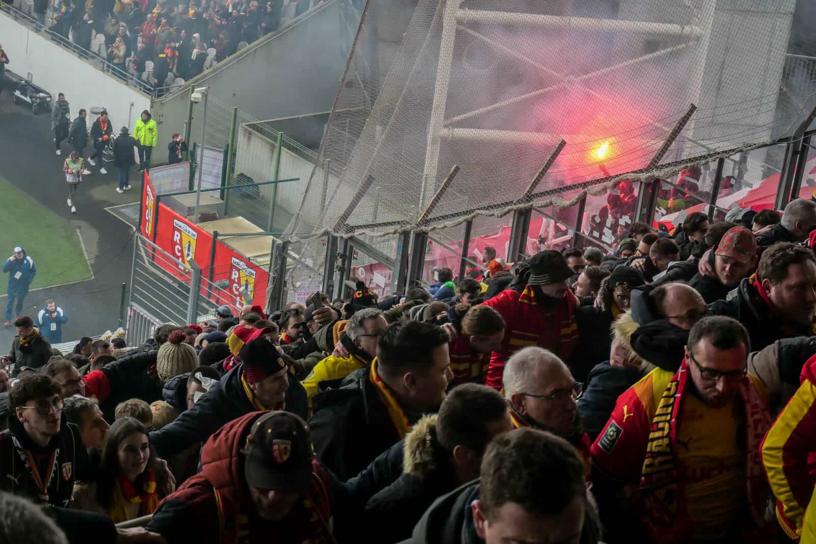 30 jaar Red Tigers; ultras Lens maken er schitterende dag van!