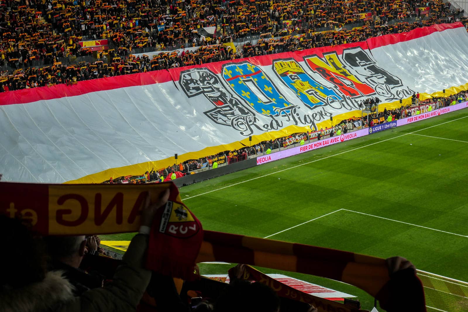 30 jaar Red Tigers; ultras Lens maken er schitterende dag van!