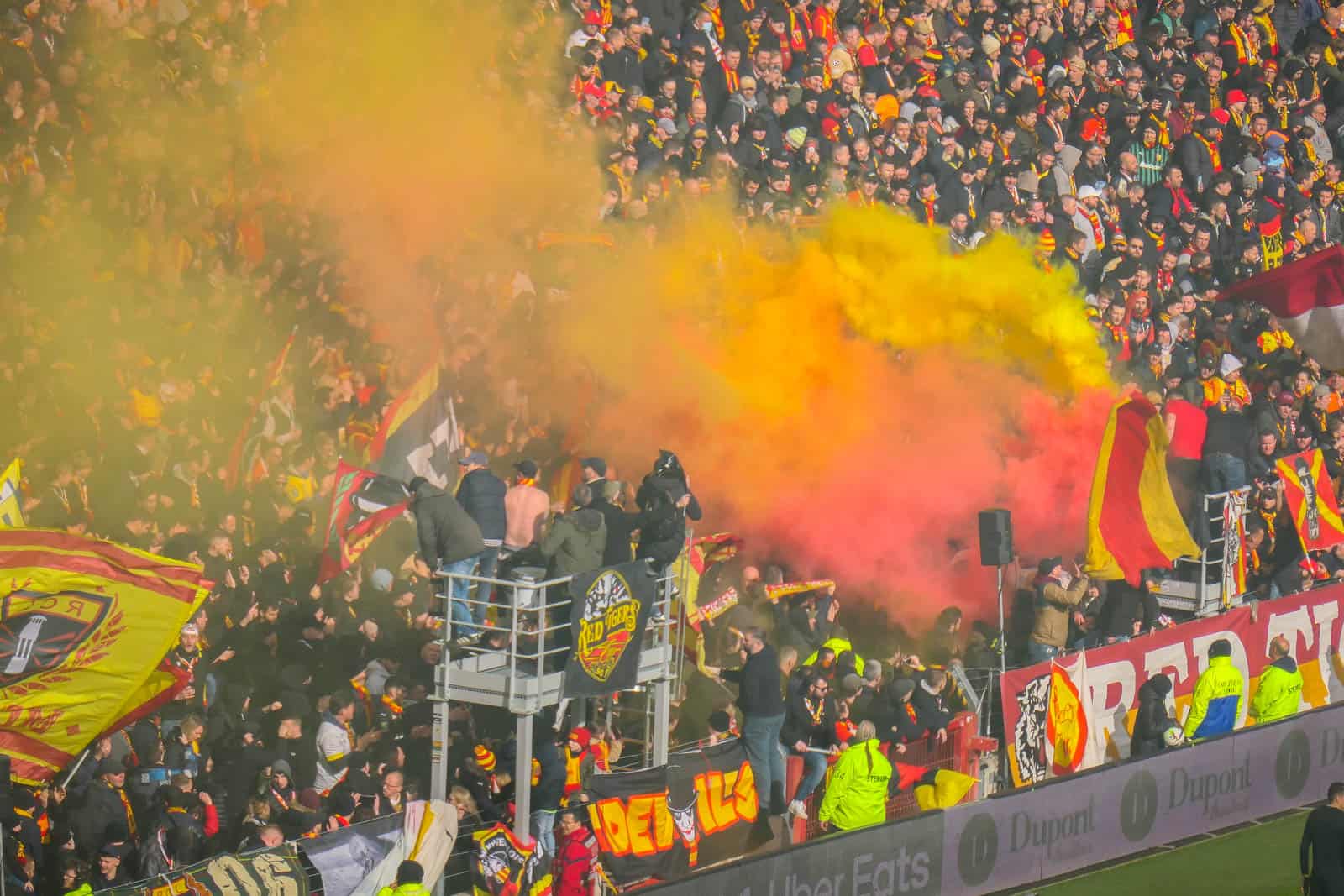 30 jaar Red Tigers; ultras Lens maken er schitterende dag van!
