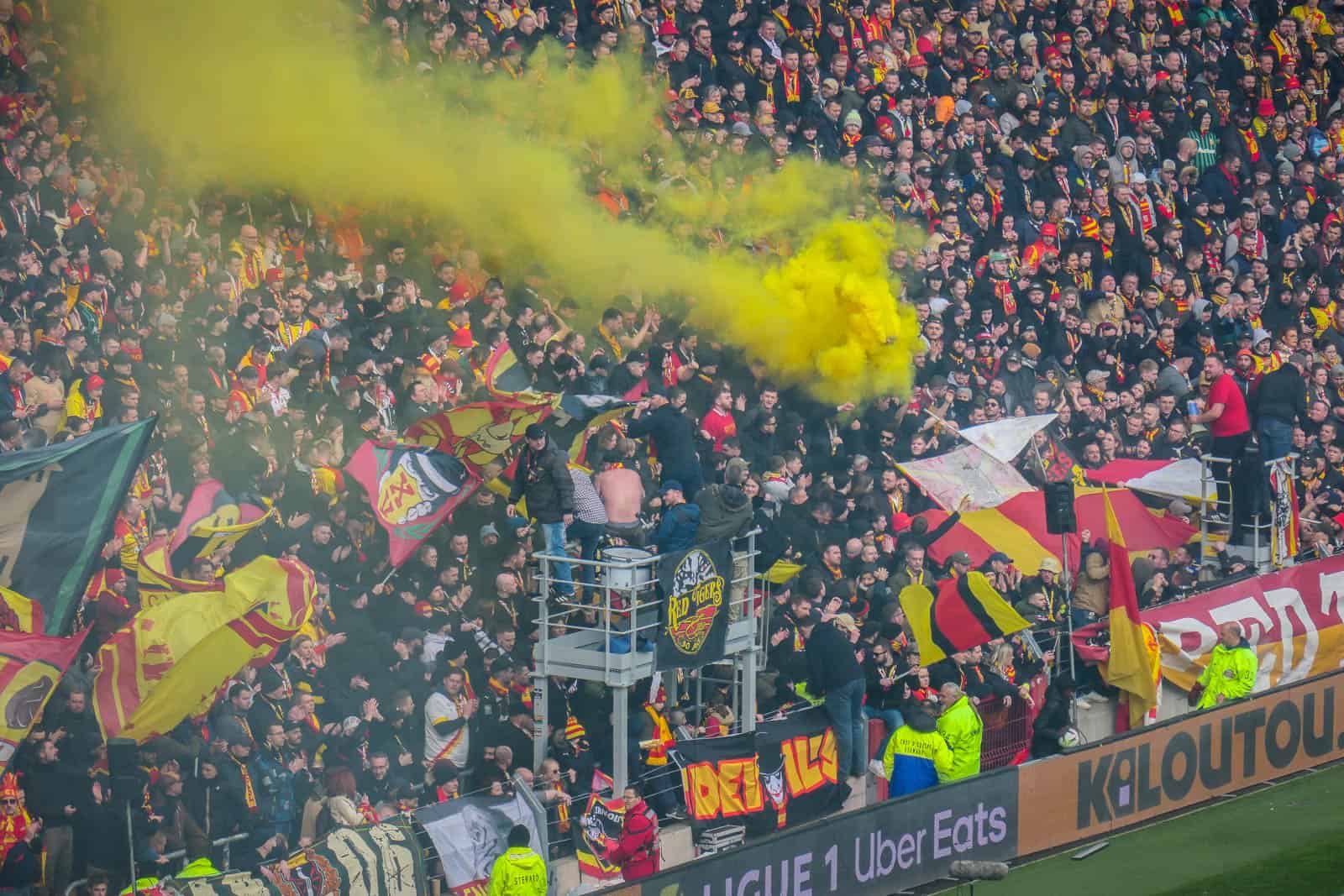 30 jaar Red Tigers; ultras Lens maken er schitterende dag van!