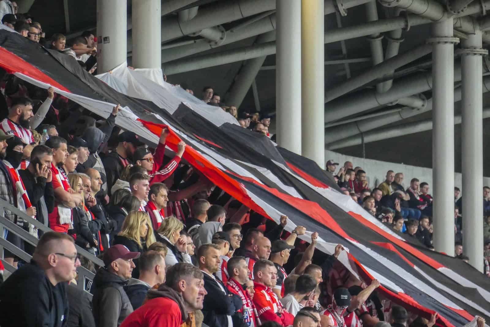 Rzeszow derby: een pyrofeest in Zuid-Oost Polen