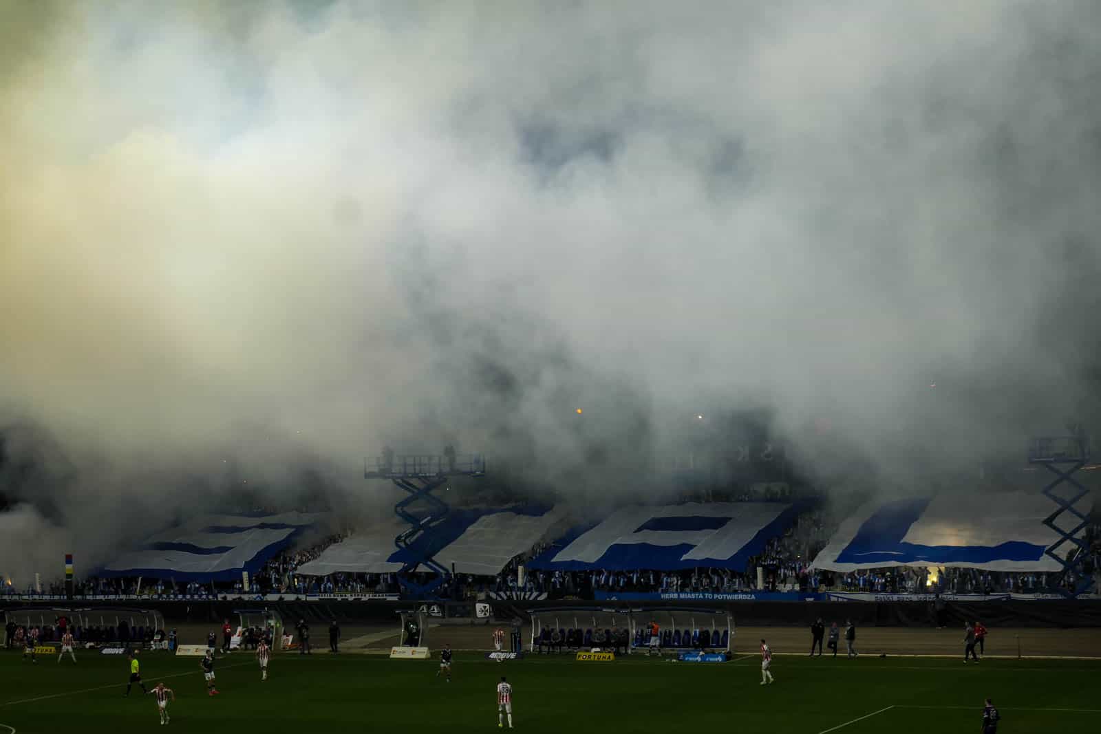Rzeszow derby: een pyrofeest in Zuid-Oost Polen