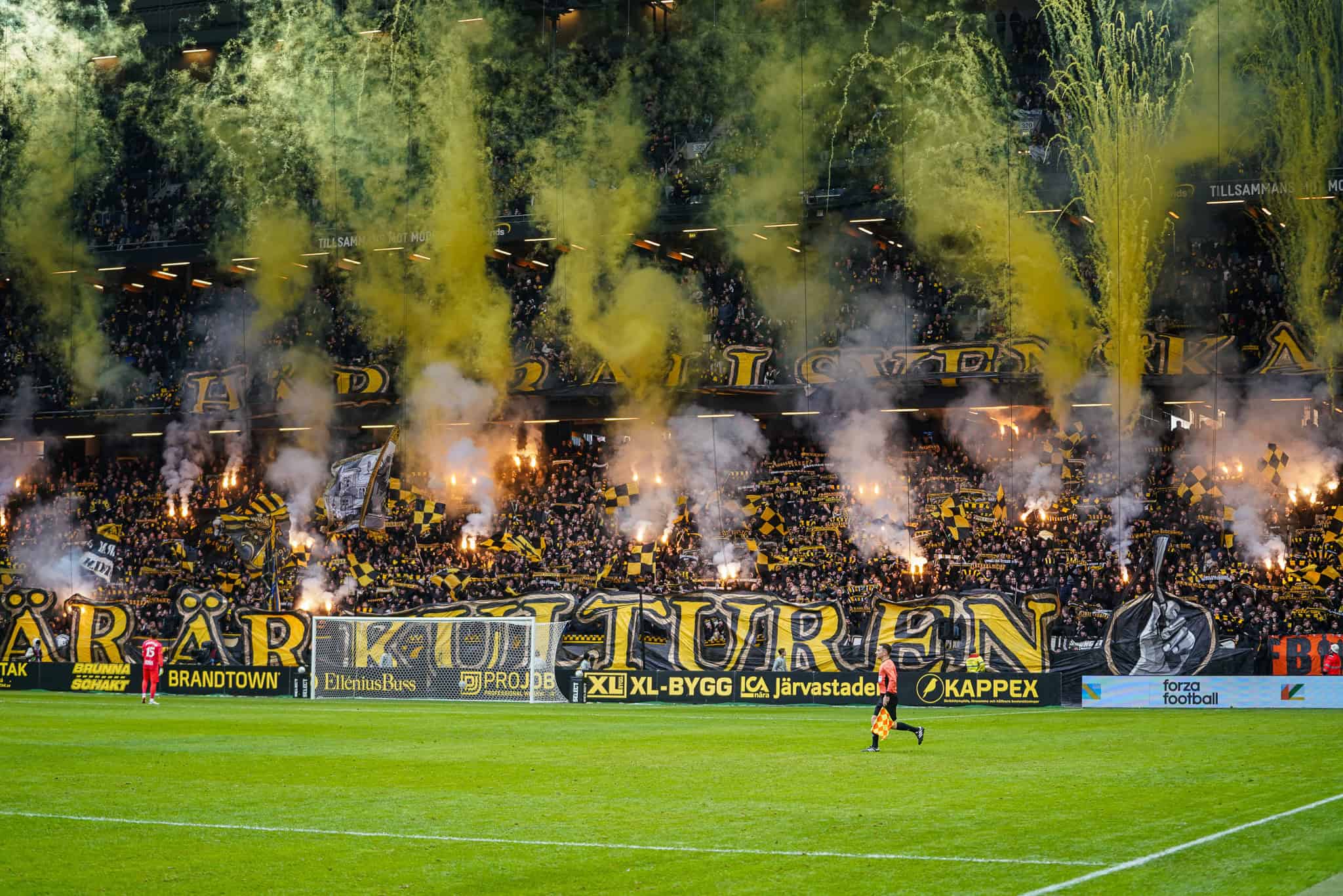 Tvillingderbyt: Zweedse tifostrijd op hoog niveau