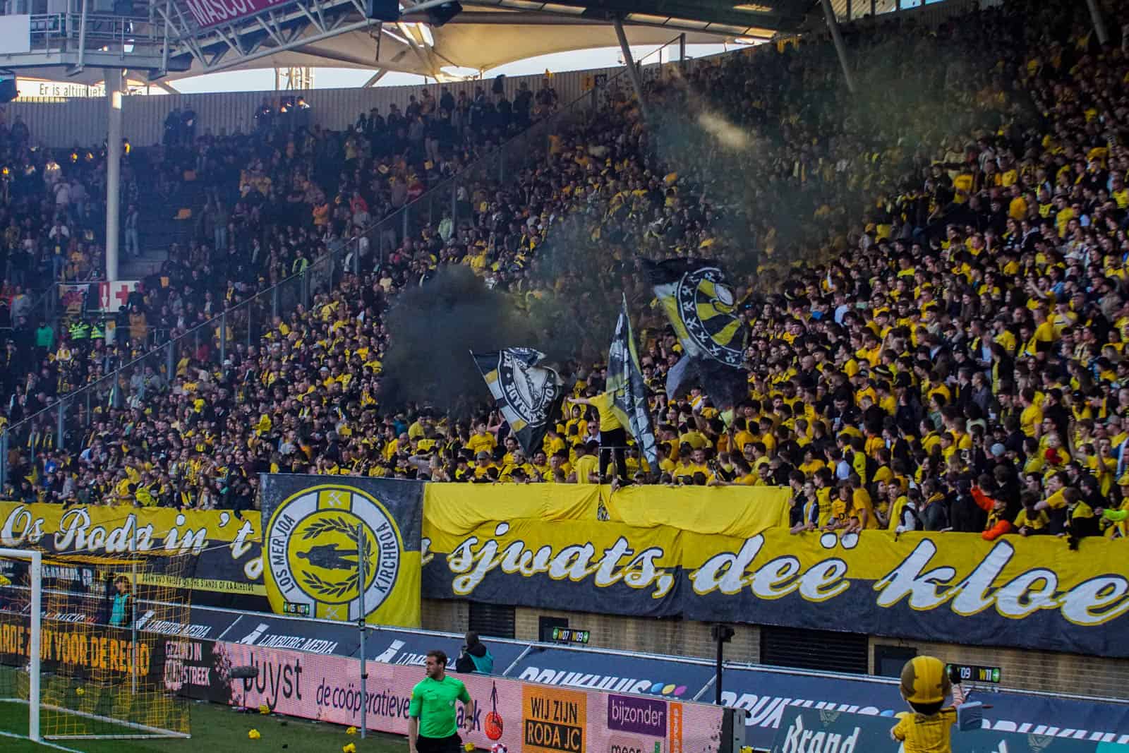 Ultieme deceptie bij Roda JC zorgt voor bizarre beelden