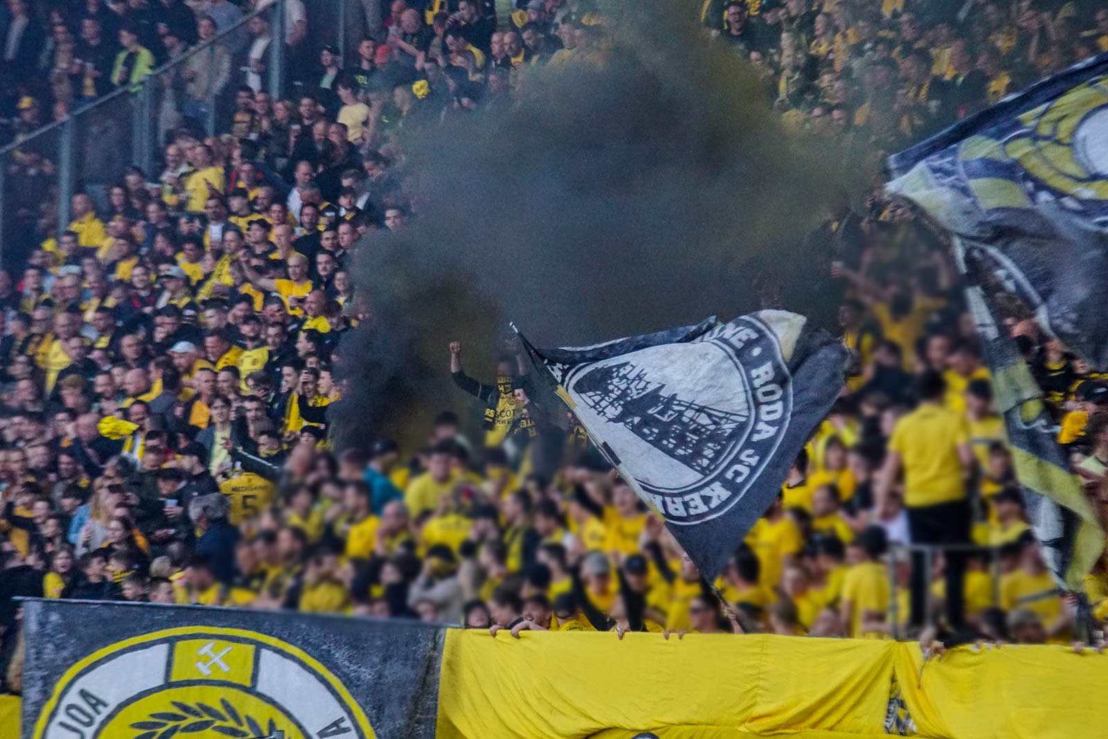 Ultieme deceptie bij Roda JC zorgt voor bizarre beelden