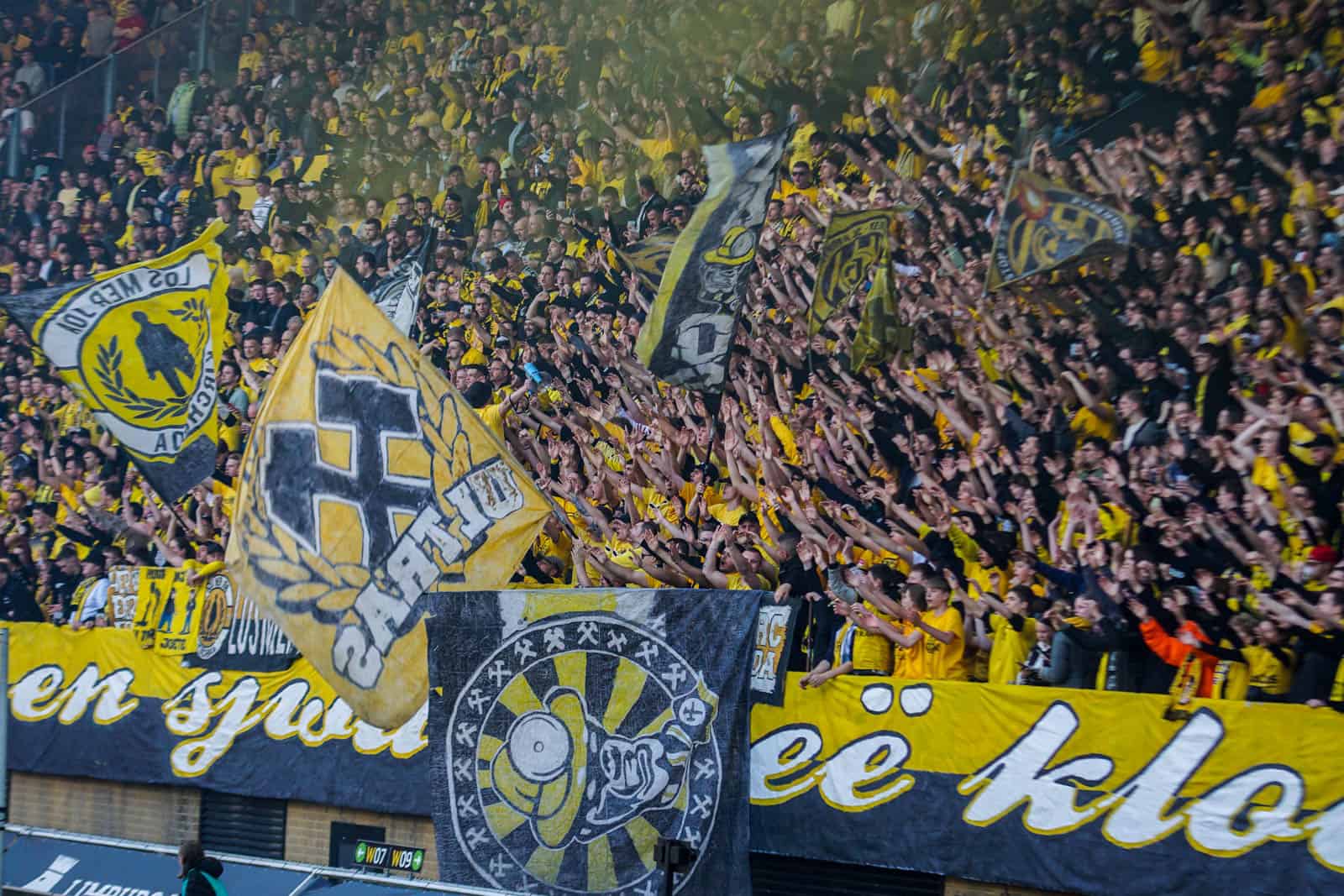 Ultieme deceptie bij Roda JC zorgt voor bizarre beelden