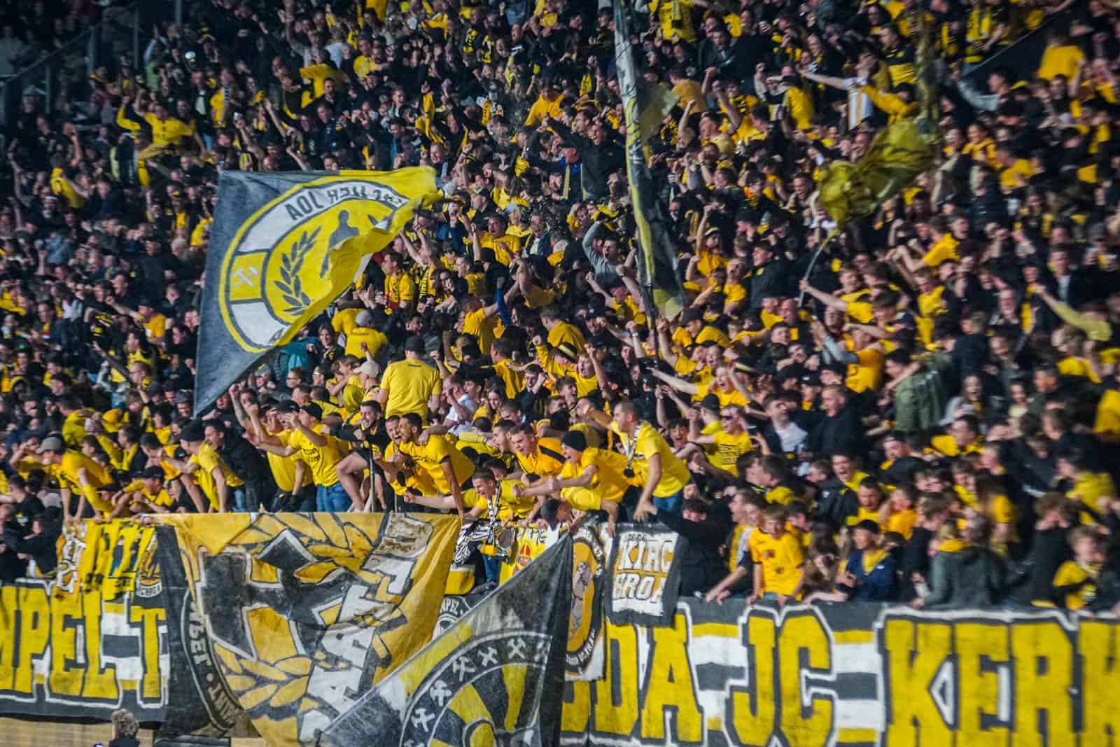 Ultieme deceptie bij Roda JC zorgt voor bizarre beelden