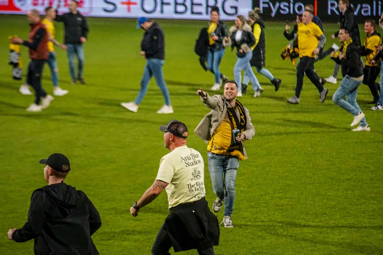 Ultieme deceptie bij Roda JC zorgt voor bizarre beelden