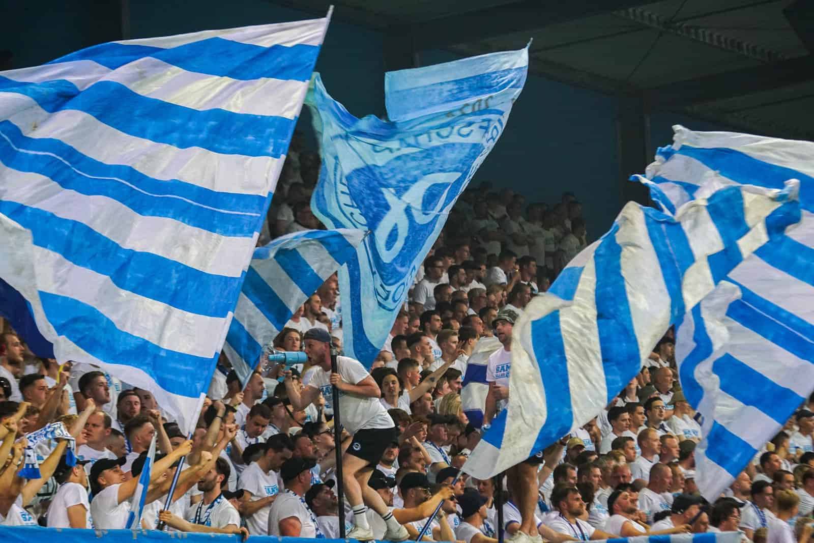 Voetbal is bijzaak op magische play-off avond bij De Graafschap – ADO