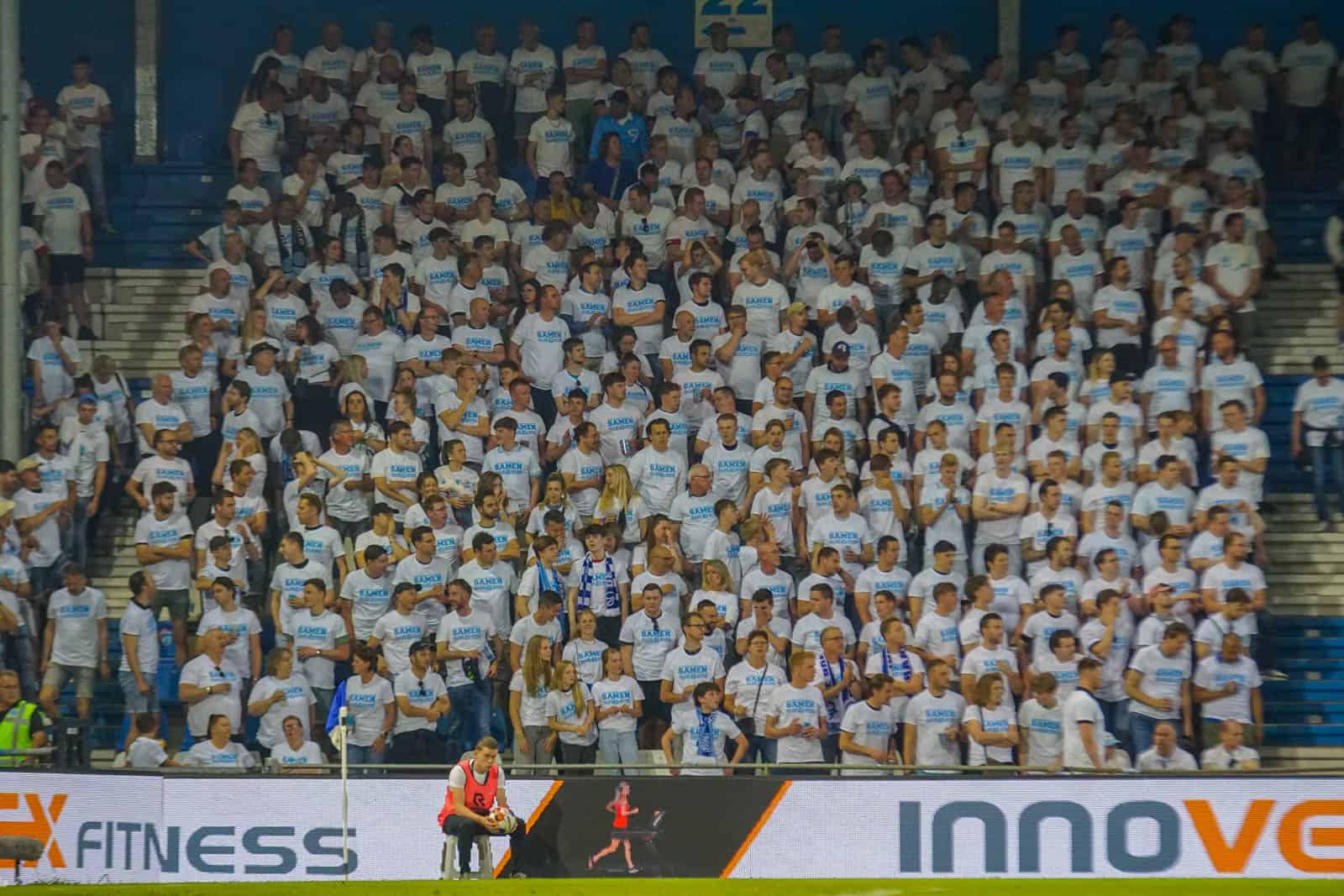 Voetbal is bijzaak op magische play-off avond bij De Graafschap – ADO