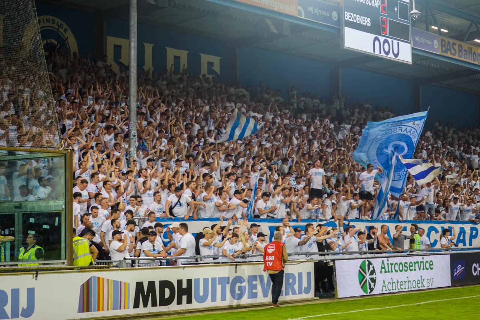 Voetbal is bijzaak op magische play-off avond bij De Graafschap – ADO