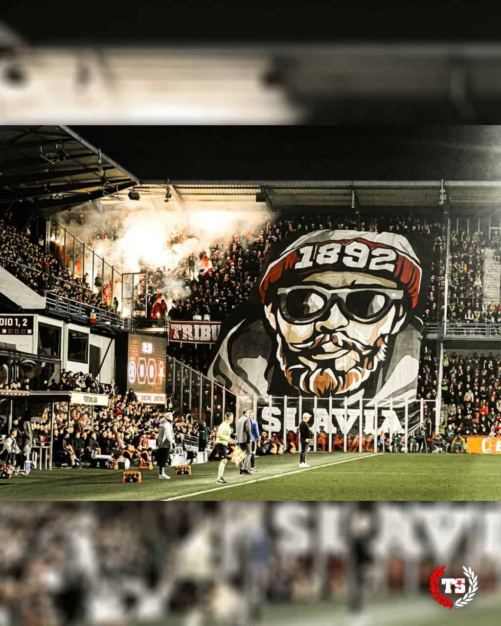 GH0pFWOW8AEK0DU