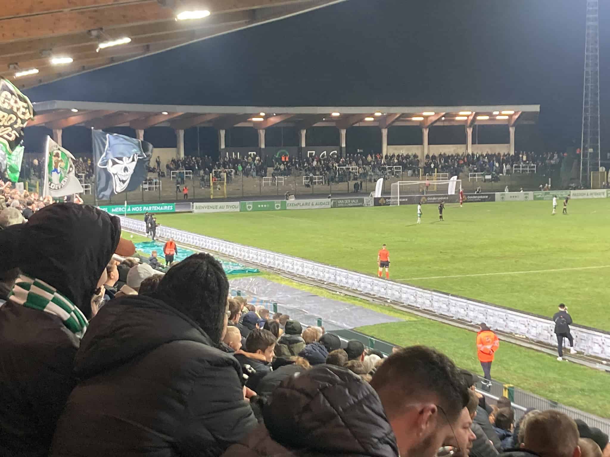 Lokeren en La Louvière: piramidebestormers in België