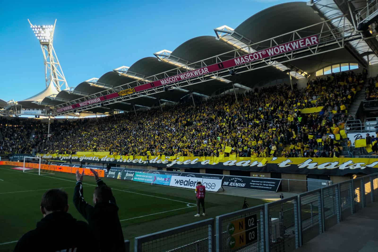Ultieme deceptie bij Roda JC zorgt voor bizarre beelden