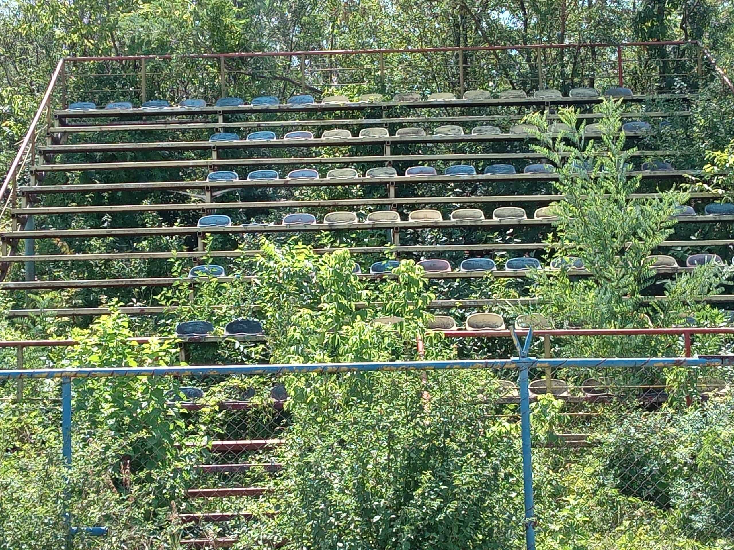 De oude buurtstadions van Boekarest