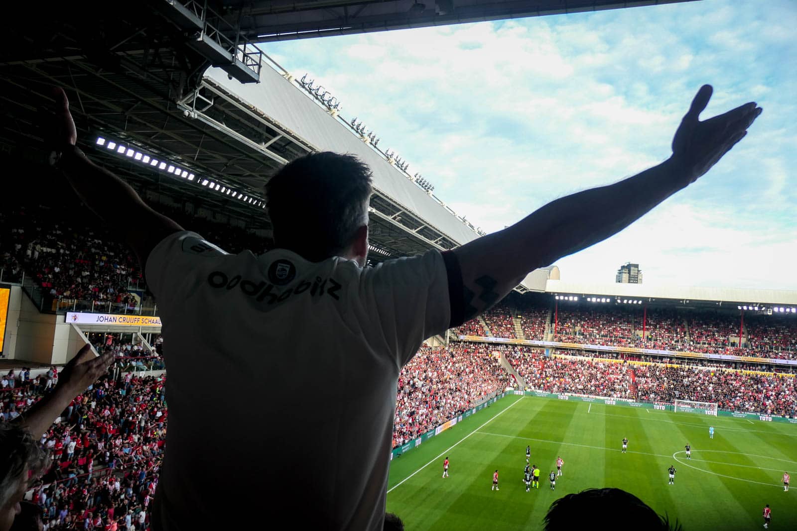 Johan Cruijff Schaal 2024: doelpuntenspektakel in uitverkocht stadion