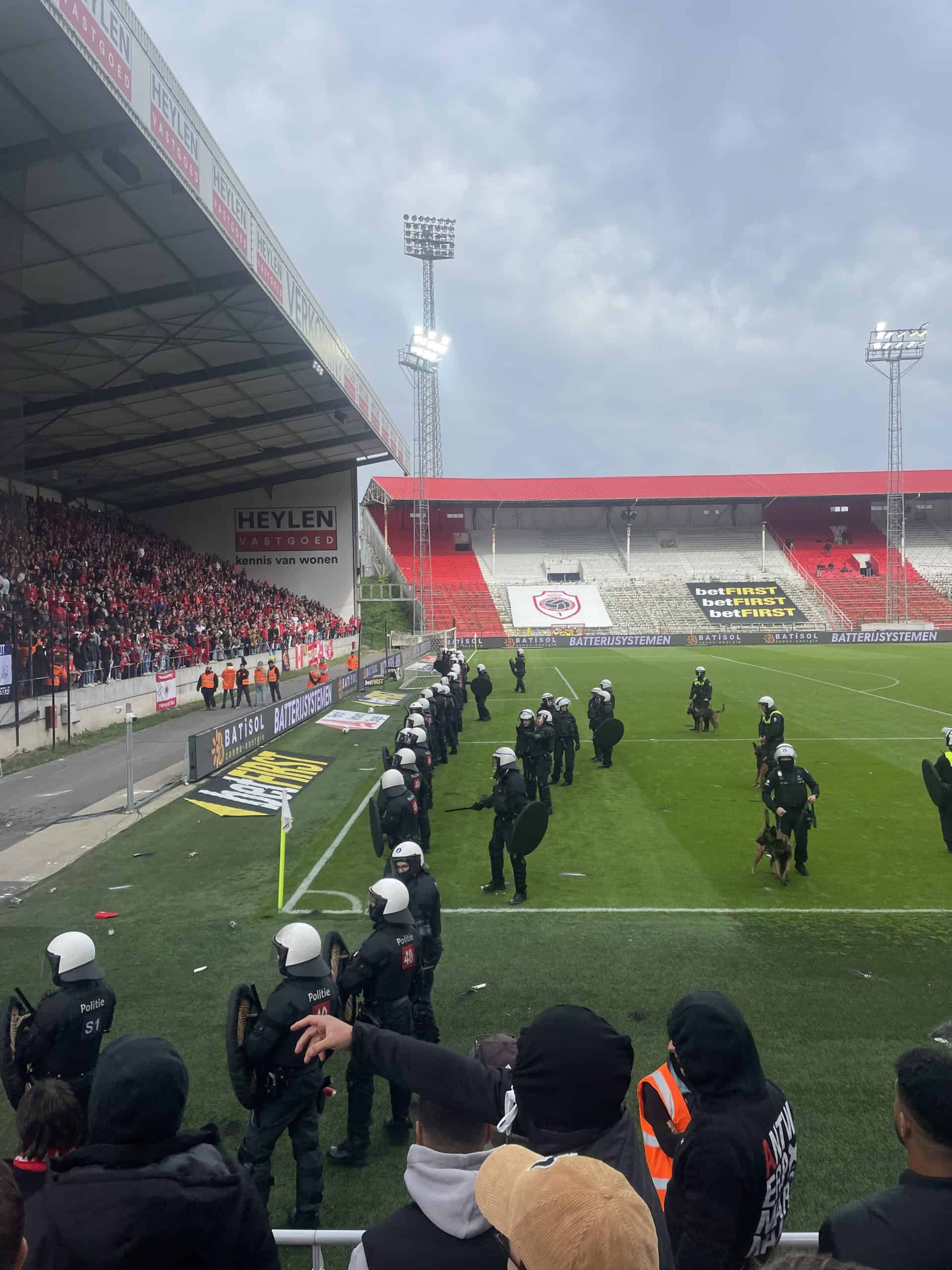Bizarre taferelen bij Antwerpse Derby: arrestaties, vernedering en aangekondigde staking