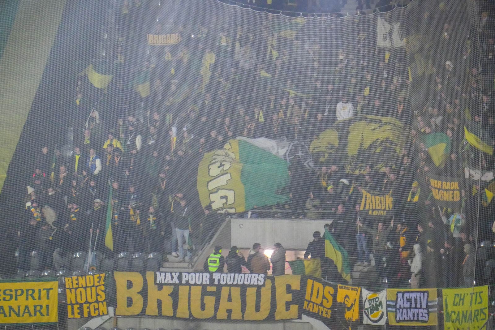 Groundhop bij Lille krijgt kleur dankzij Brigade Loire van Nantes