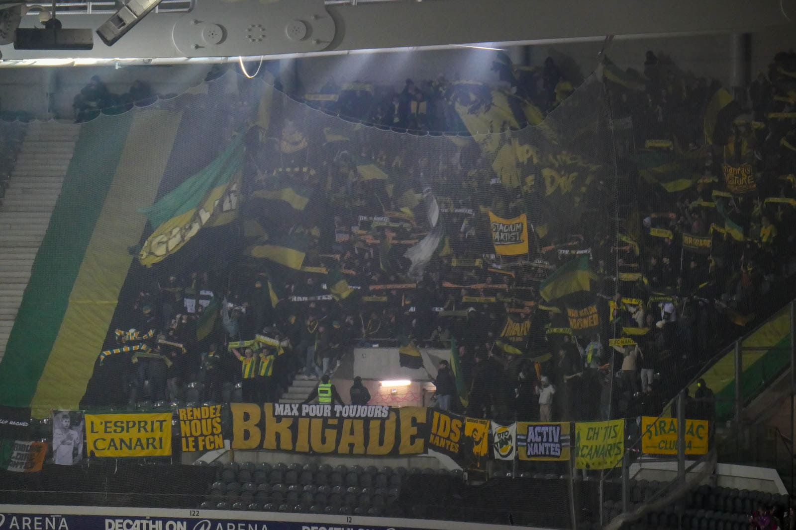 Groundhop bij Lille krijgt kleur dankzij Brigade Loire van Nantes