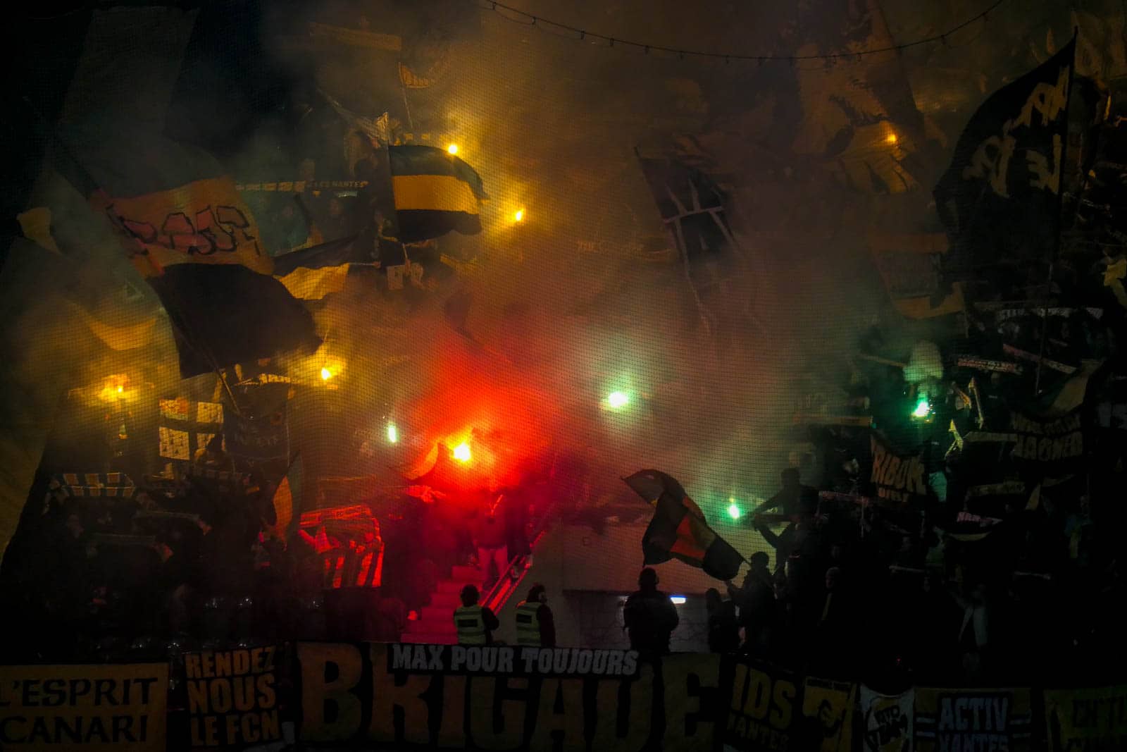 Groundhop bij Lille krijgt kleur dankzij Brigade Loire van Nantes
