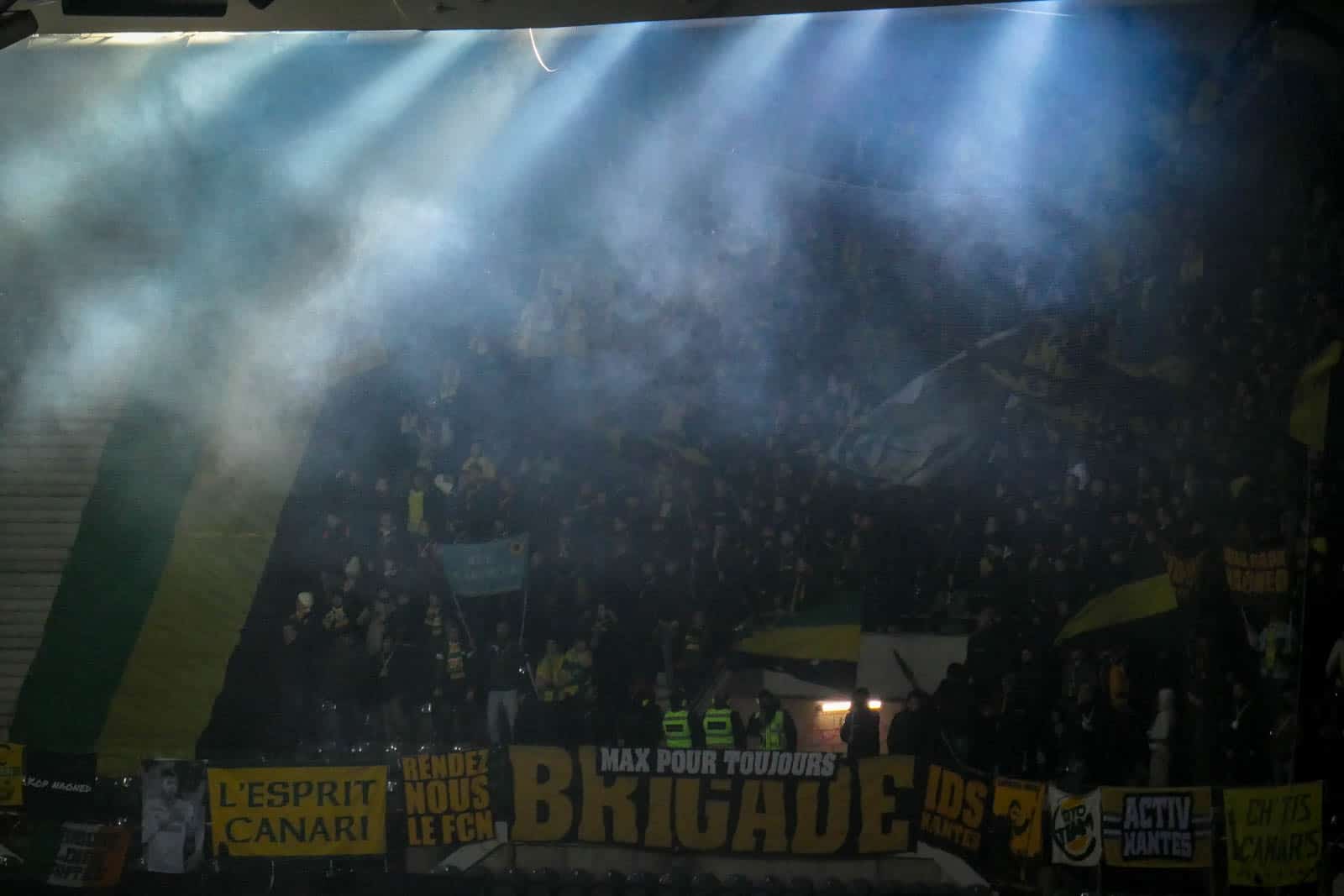 Groundhop bij Lille krijgt kleur dankzij Brigade Loire van Nantes