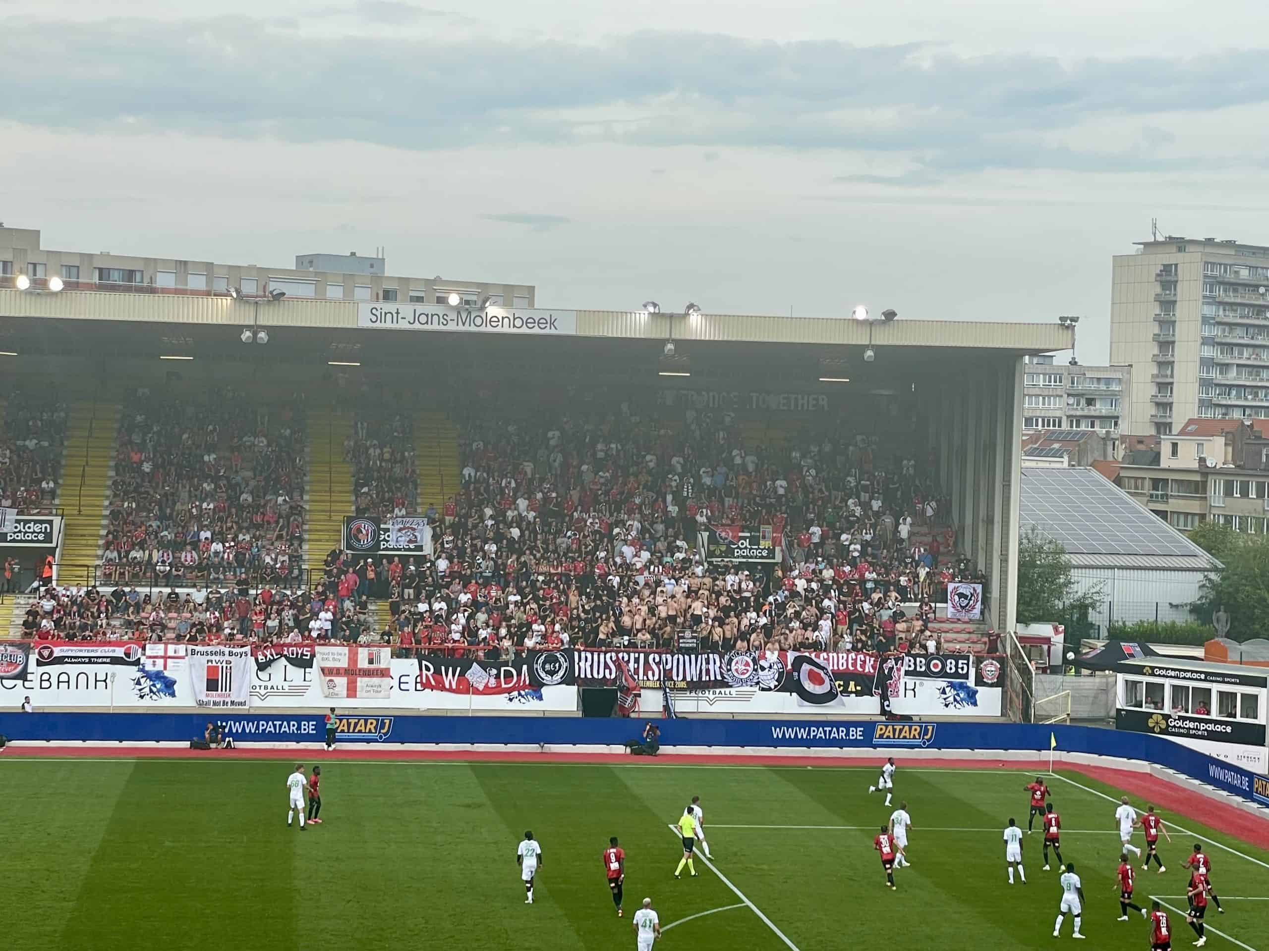 RWDM-supporters in opstand