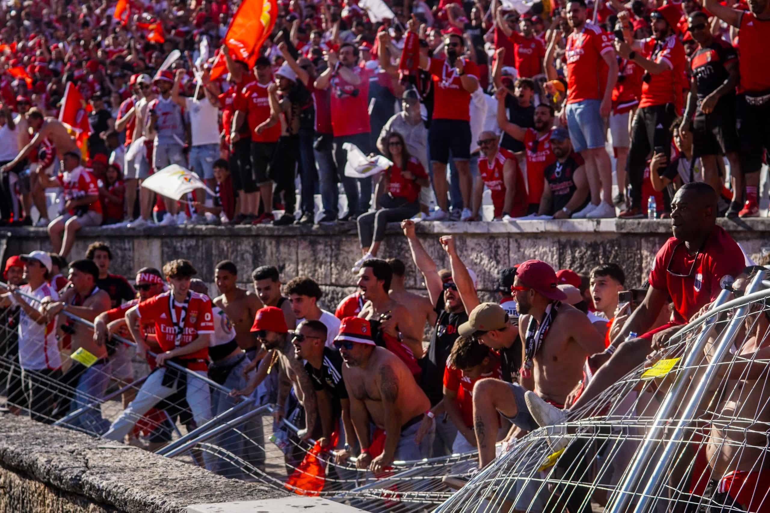 Wedstrijd van de eeuw; gekkenhuis bij bekerfinale Sporting – Benfica