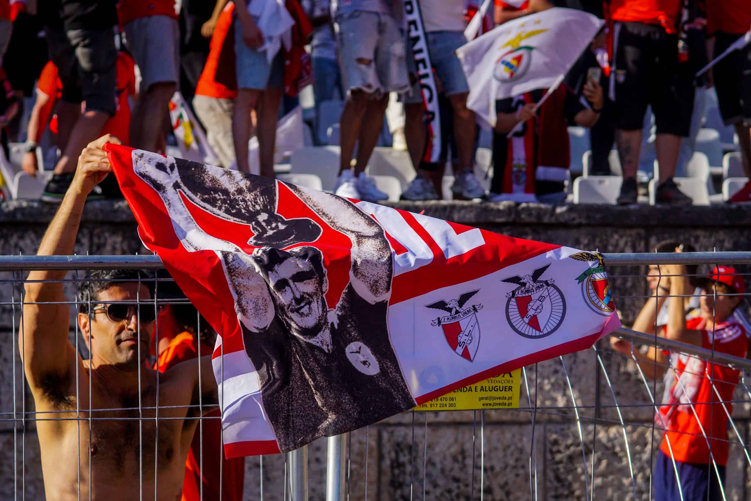 Wedstrijd van de eeuw; gekkenhuis bij bekerfinale Sporting – Benfica