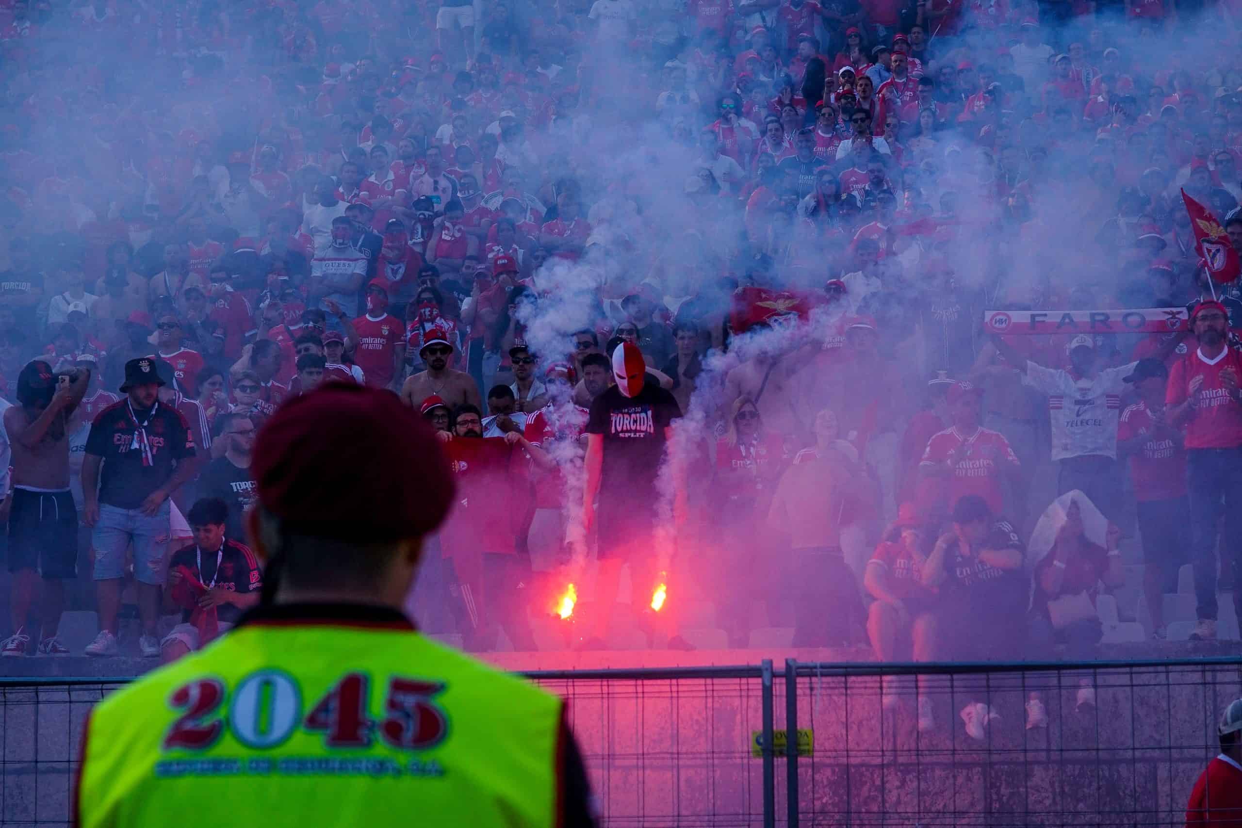 Wedstrijd van de eeuw; gekkenhuis bij bekerfinale Sporting – Benfica