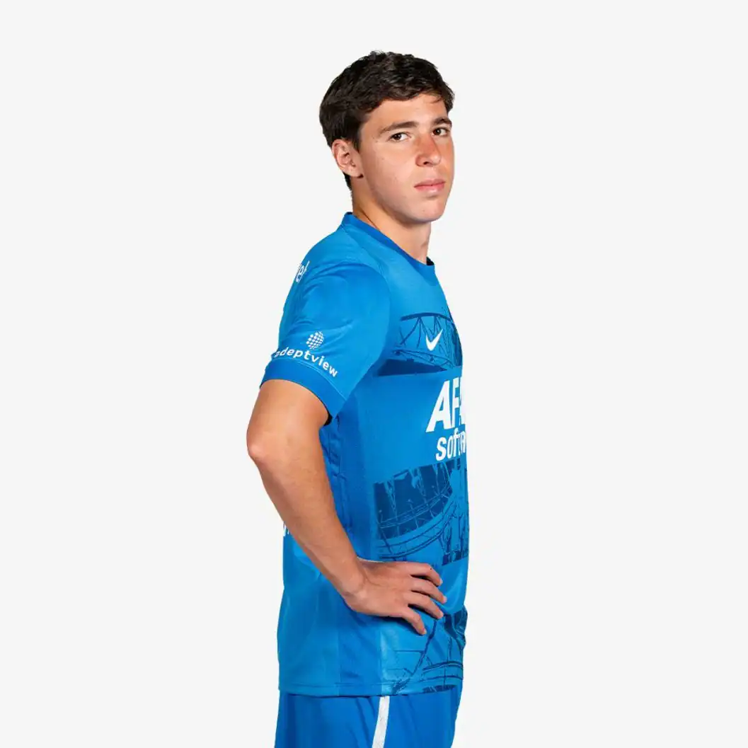 Dit zijn de uitshirts van de Eredivisie-clubs