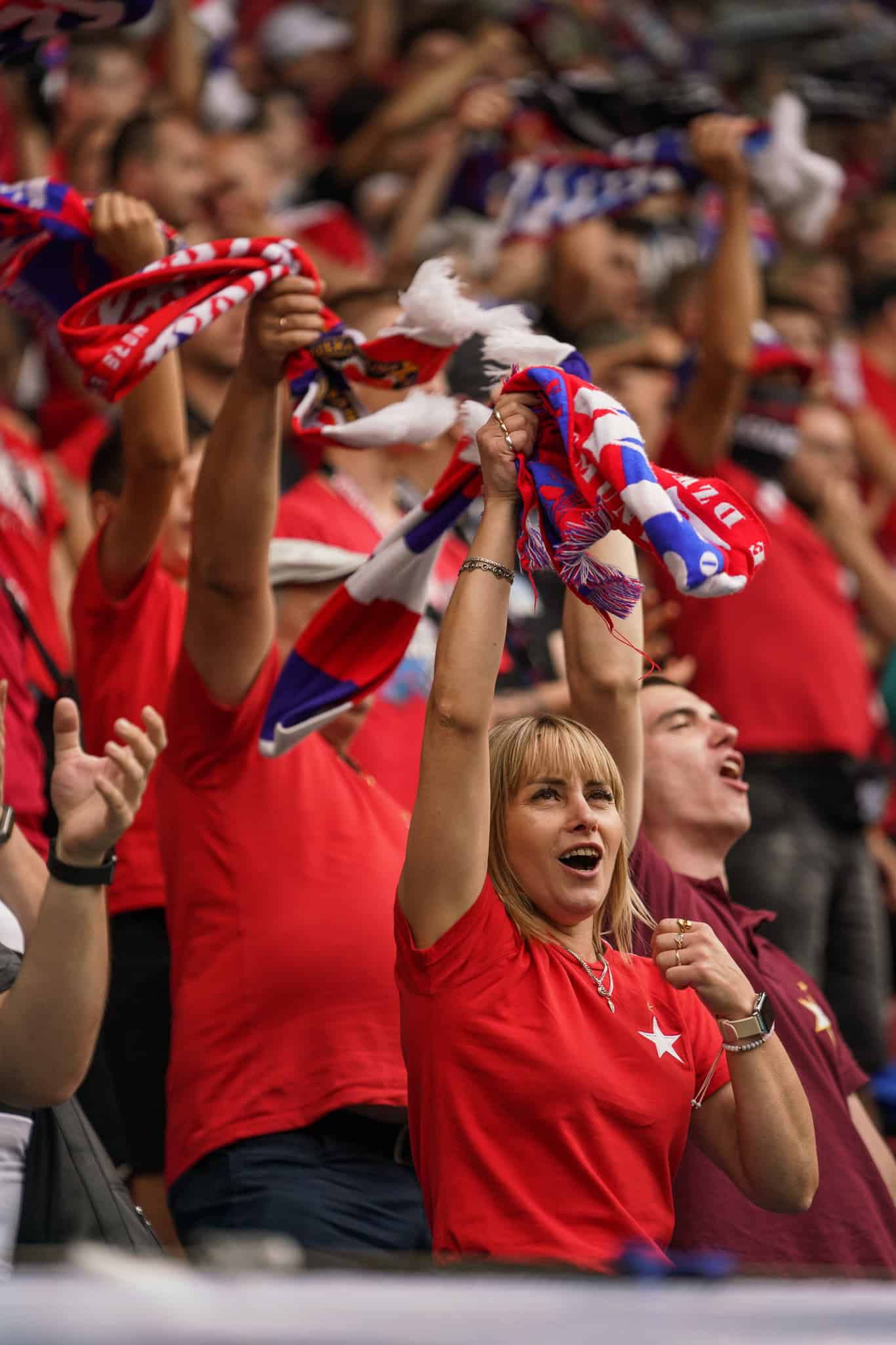 Wisla Krakau: gevallen topclub op het veld, springlevend op de tribune