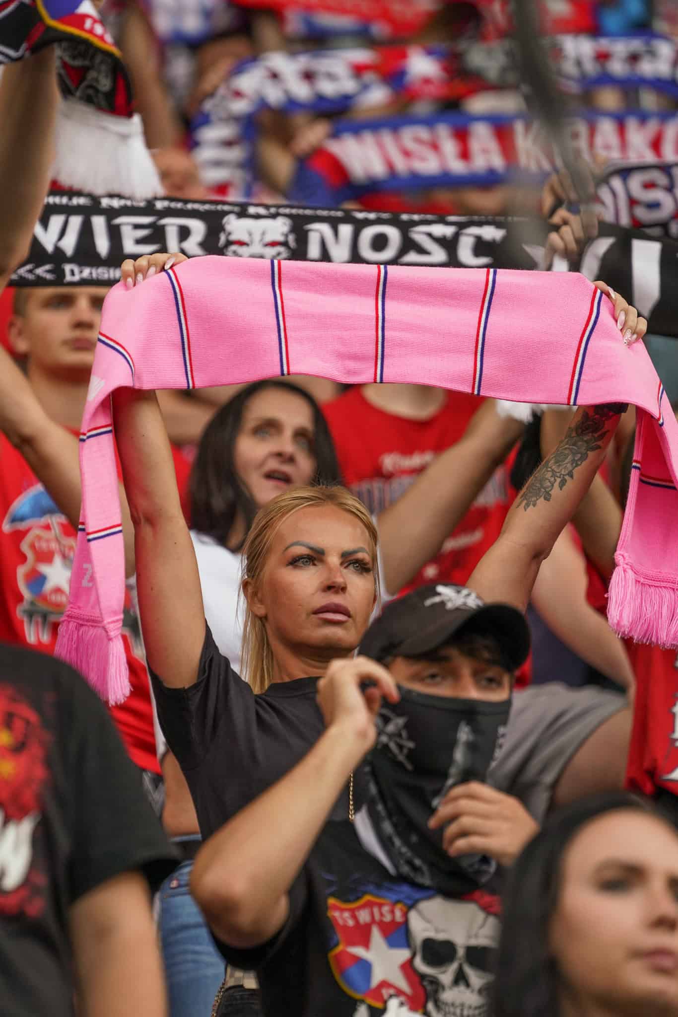 Wisla Krakau: gevallen topclub op het veld, springlevend op de tribune