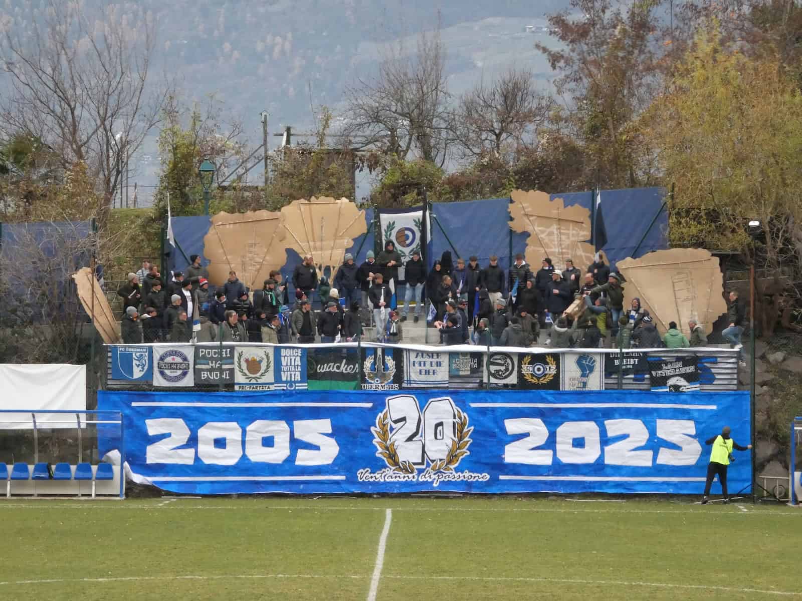 Curva Sud Obermais: twintig jaar voetbalpassie tussen de struiken van Meran